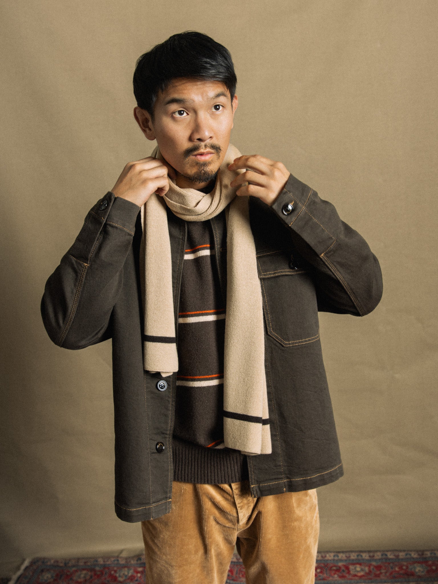 Modelshot / Chocolate Brown / Detail